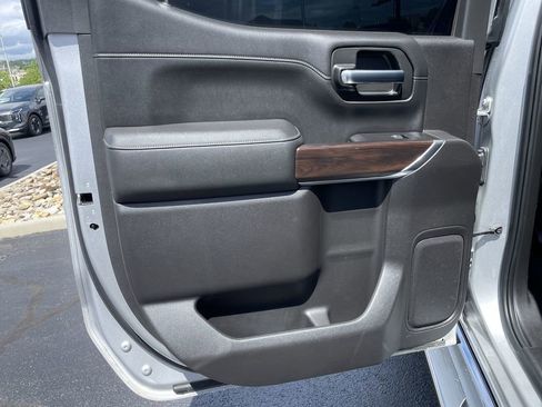 Used 2019 GMC Sierra 1500 SLT w/ SLT Premium Package AWD/4WD image 22