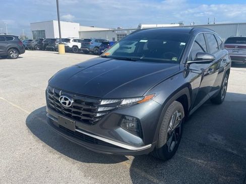 Used 2023 Hyundai Tucson SEL w/ Convenience Package AWD/4WD image 3