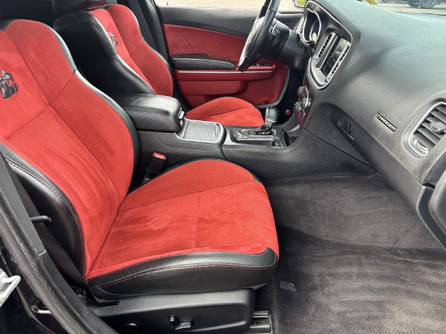 Used 2018 Dodge Charger R/T Scat Pack w/ Dynamics Package RWD image 11