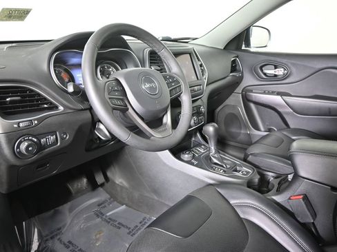 Used 2022 Jeep Cherokee Latitude Lux w/ Sun & Sound Group image 23