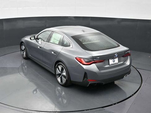 New 2026 BMW i4 eDrive40 w/ Premium Package RWD image 23