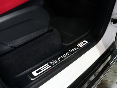 Used 2021 Mercedes-Benz G 550 image 28