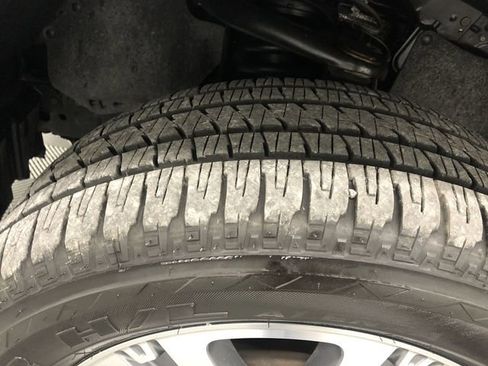 Used 2021 Toyota Tundra Platinum image 30