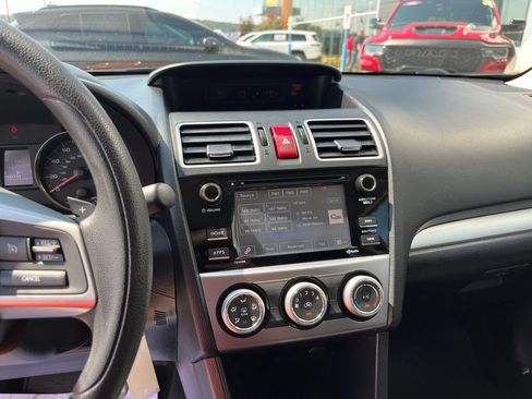Used 2015 Subaru Crosstrek 2.0i Premium AWD/4WD image 9