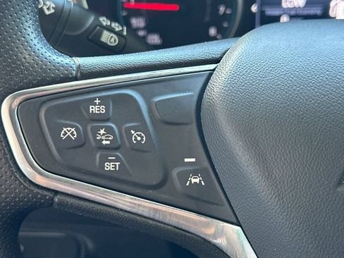 Used 2024 Chevrolet Equinox LT FWD image 27