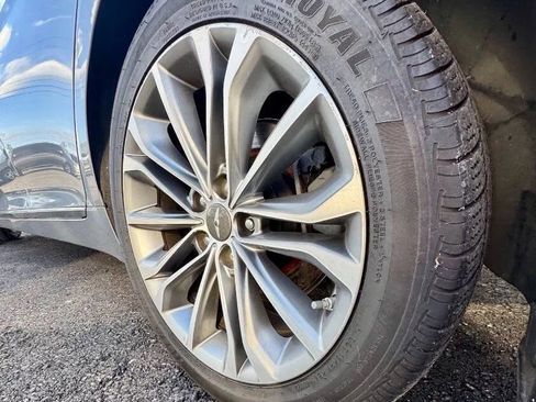 Used 2017 Genesis G80 3.8 image 6