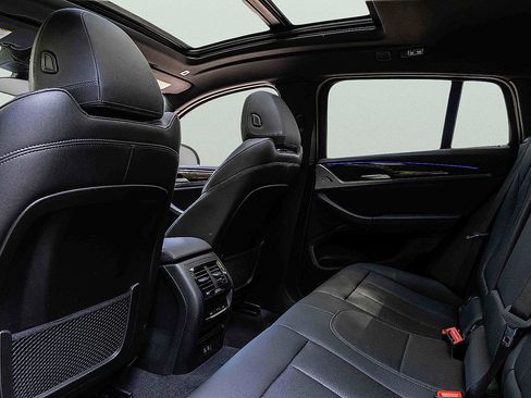 Used 2024 BMW X4 xDrive30i w/ Parking Assistance Package image 24