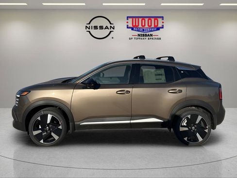 New 2026 Nissan Kicks SR w/ Cold Weather Package image 7