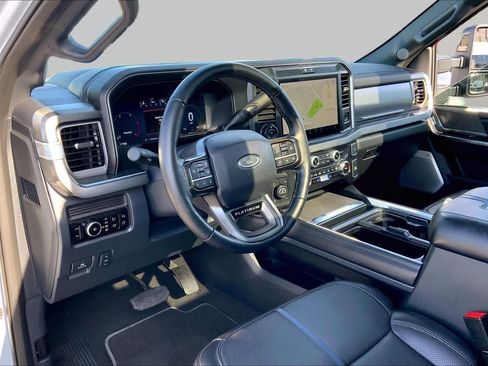 Used 2025 Ford F250 Platinum w/ Tremor Off-Road Package AWD/4WD image 16