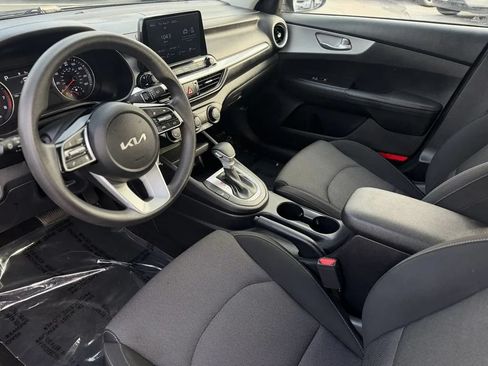 Used 2024 Kia Forte LX FWD image 10