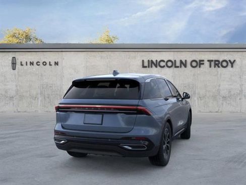 New 2026 Lincoln Nautilus Premier image 8