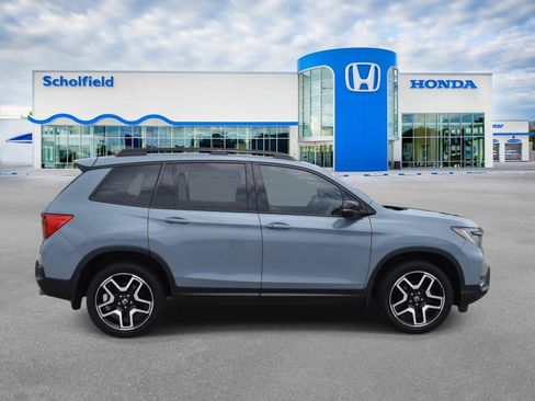 Used 2022 Honda Passport Elite image 2
