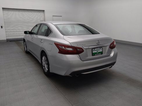 Used 2018 Nissan Altima 2.5 S w/ S Convenience Package FWD image 5