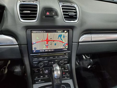 Used 2016 Porsche Boxster image 22