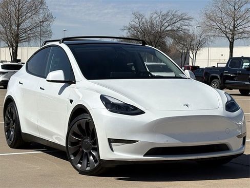Used 2021 Tesla Model Y Performance image 2