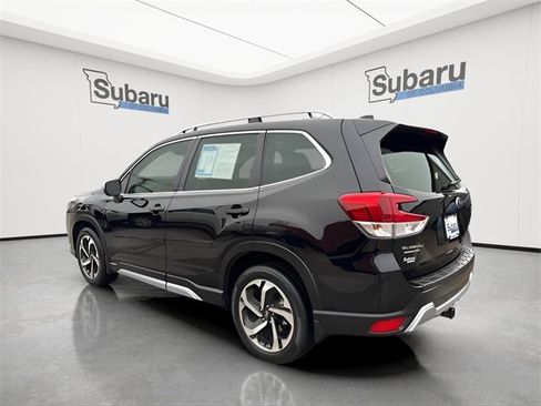 Used 2024 Subaru Forester Touring image 5