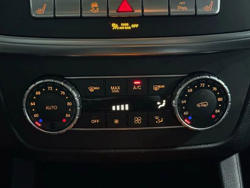 Used 2014 Mercedes-Benz GL 450 4MATIC image 35