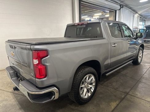 Used 2022 Chevrolet Silverado 1500 LTZ w/ LTZ Premium Package image 4