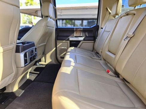 Used 2019 Ford F150 Lariat w/ Equipment Group 502A Luxury image 10