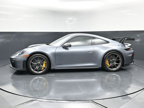 Certified 2026 Porsche 911 GT3 w/ Weissach Package RWD image 2