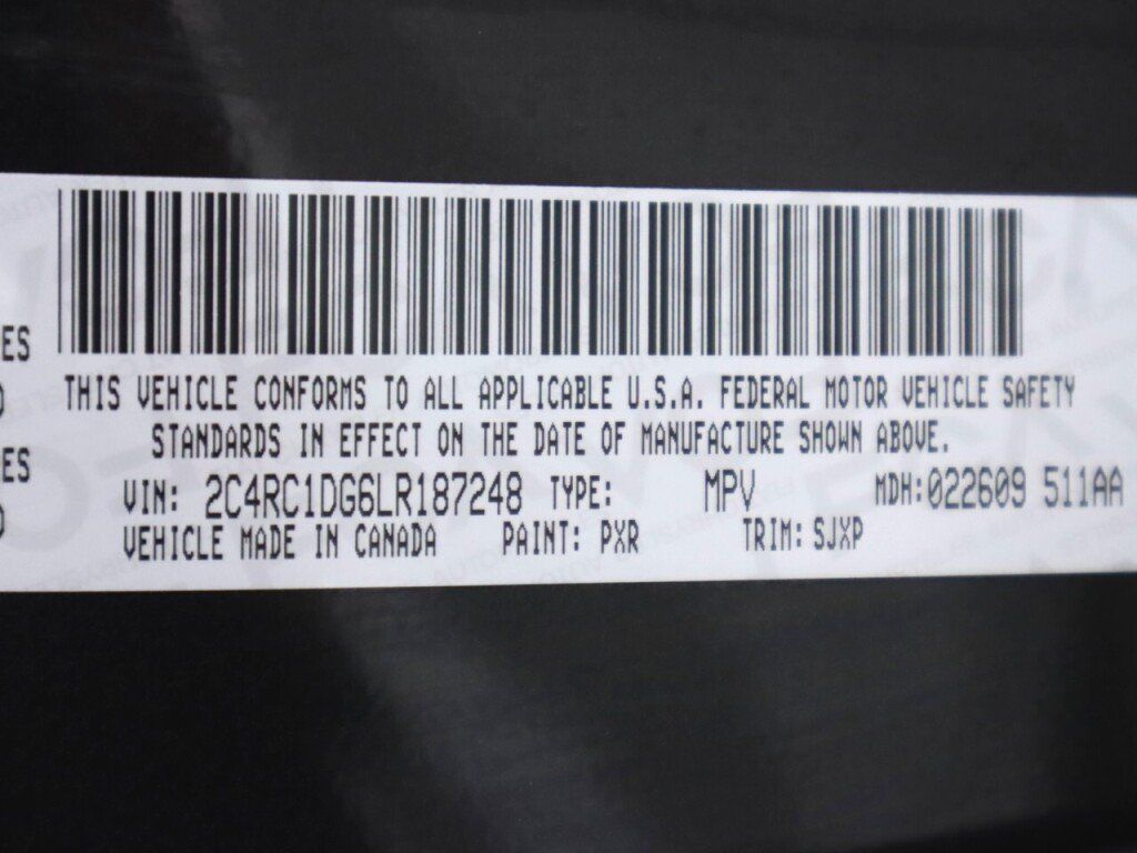 Used 2020 Chrysler Voyager Lxi FWD image 42
