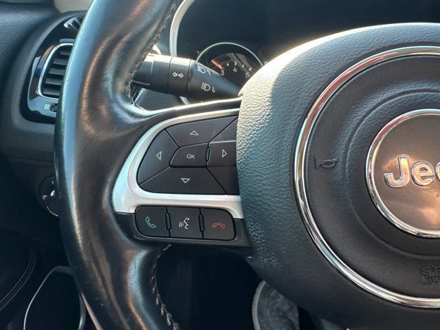Used 2019 Jeep Compass Limited AWD/4WD image 21