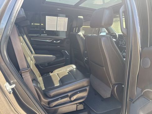Used 2021 GMC Yukon Denali AWD/4WD image 13