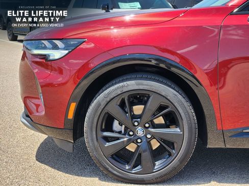 Used 2023 Buick Envision Essence w/ Sport Touring Package FWD image 7