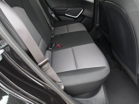 Used 2023 Kia Soul LX w/ Option Group 015 FWD image 10