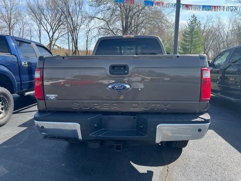 Used 2015 Ford F250 Lariat w/ Chrome Package image 3