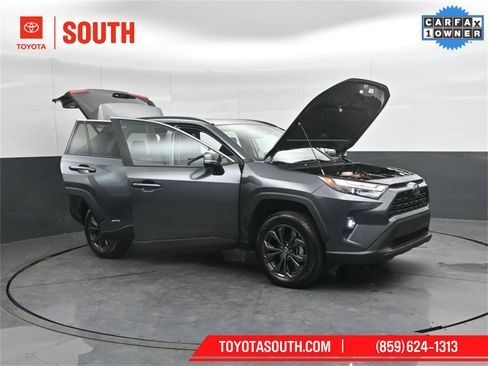Used 2023 Toyota RAV4 XLE Premium image 61