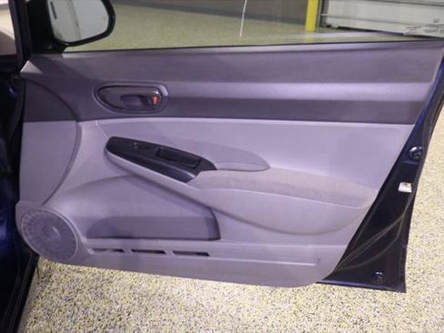 Used 2011 Honda Civic DX-VP image 30