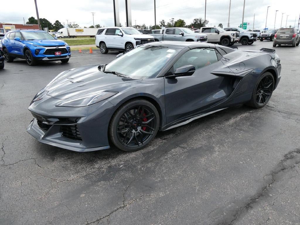 New 2027 Chevrolet Corvette Z06 w/ Stealth Interior Trim Package RWD image 8