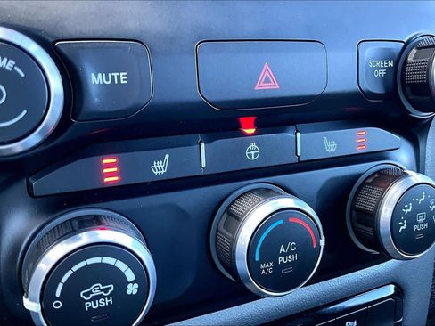 Used 2022 RAM 2500 Big Horn w/ Level A Equipment Group image 33