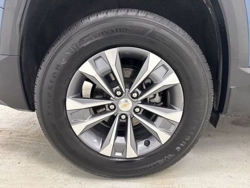 Used 2026 Chevrolet Equinox LT w/ Convenience Package II FWD image 34