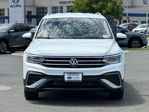 Used 2024 Volkswagen Tiguan Wolfsburg Edition AWD/4WD image 9
