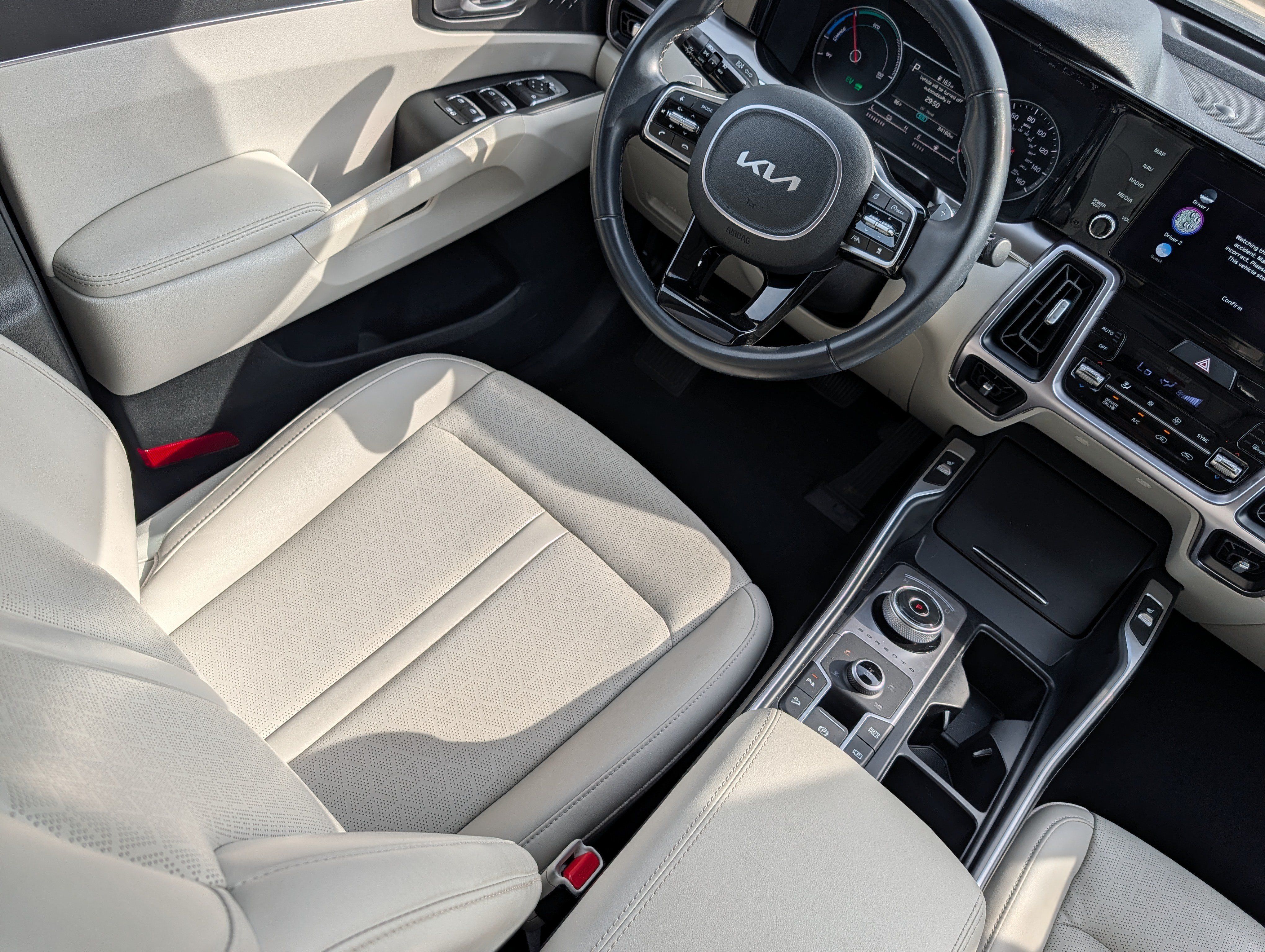 Used 2023 Kia Sorento EX AWD/4WD image 9