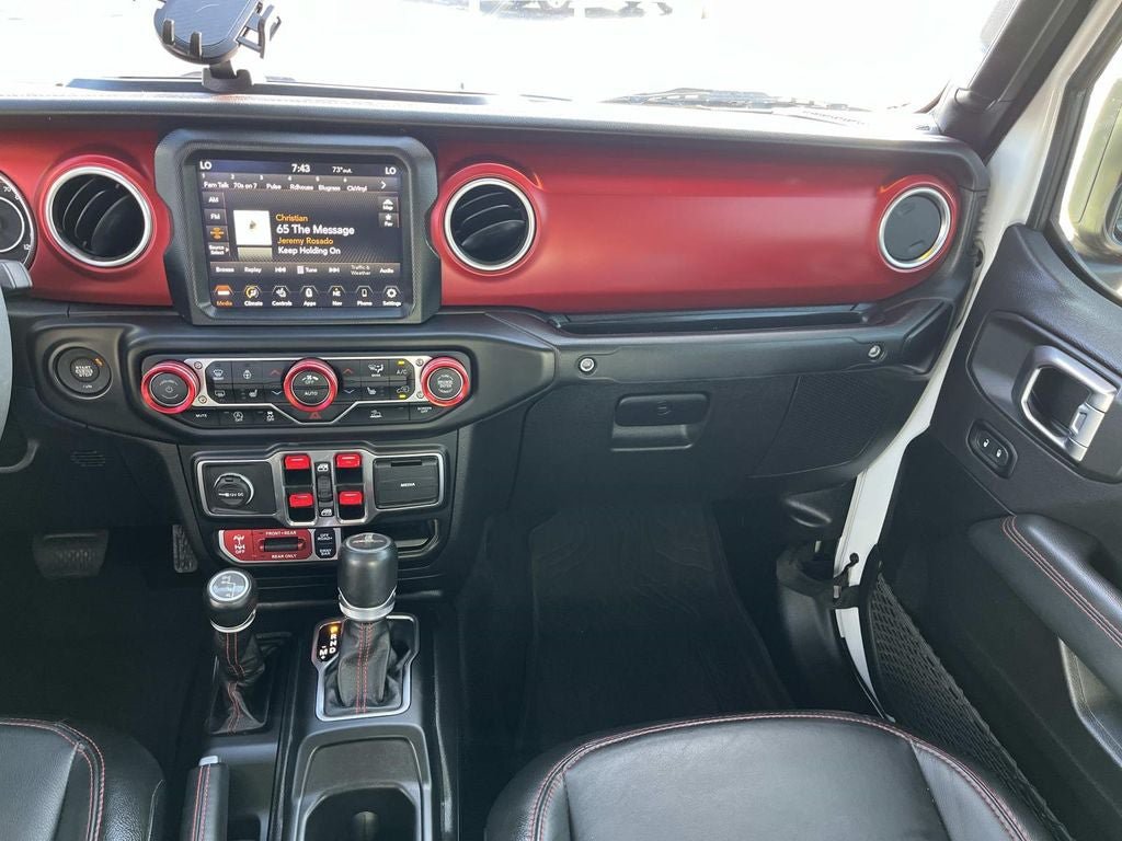 Used 2023 Jeep Gladiator Rubicon w/ Cold Weather Group AWD/4WD image 12