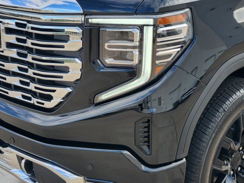 Used 2026 GMC Sierra 1500 Denali w/ Denali Reserve Package AWD/4WD image 31