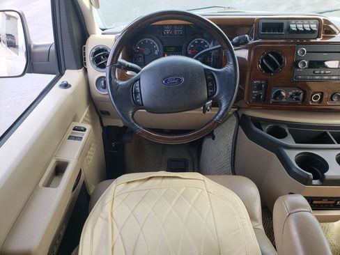 Used 2011 Ford E-150 and Econoline 150 w/ Premium Van Group RWD image 16