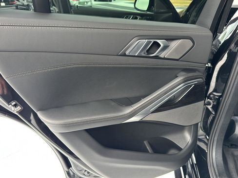 New 2026 BMW X6 xDrive40i image 15
