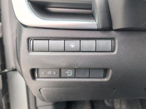 Certified 2023 Nissan Rogue SV image 26