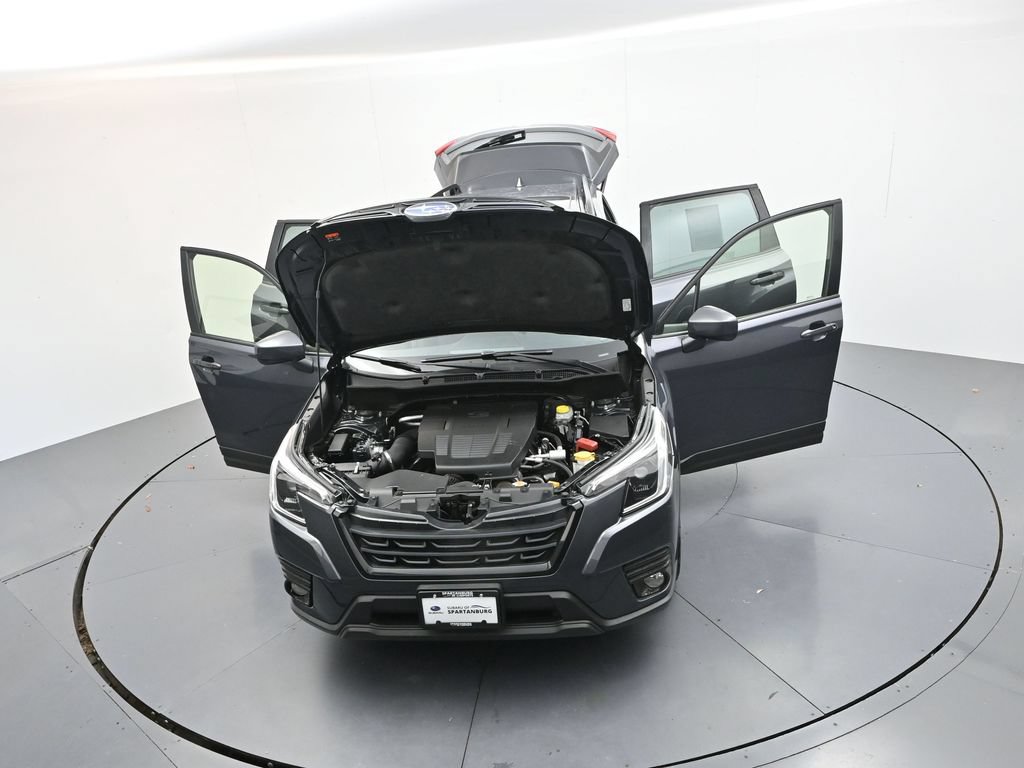 Used 2023 Subaru Forester Premium AWD/4WD image 45