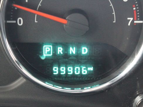 Used 2016 Jeep Wrangler Unlimited Rubicon w/ Connectivity Group image 20