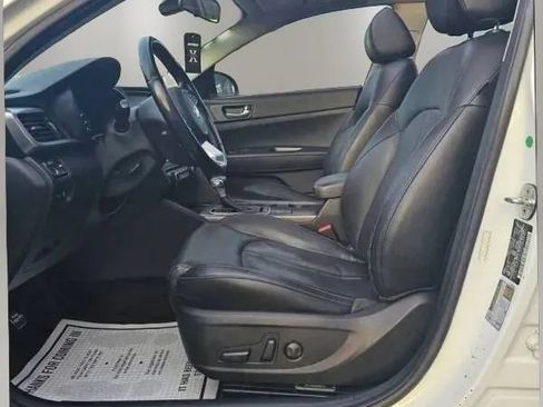 Used 2020 Kia Optima SE FWD image 6