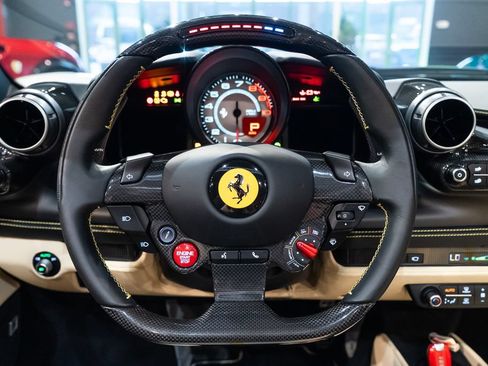Certified 2023 Ferrari F8 Tributo RWD image 5