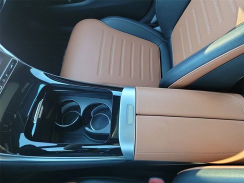 Used 2023 Mercedes-Benz GLC 300 4MATIC image 22