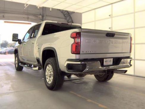 Used 2020 Chevrolet Silverado 2500 LT w/ All Star Edition AWD/4WD image 5