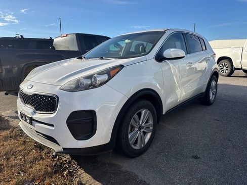 Used 2019 Kia Sportage LX image 1