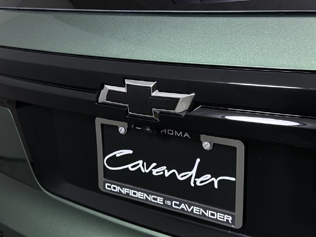 New 2027 Chevrolet Traverse RS w/ LPO, Floor Liner Package FWD image 33